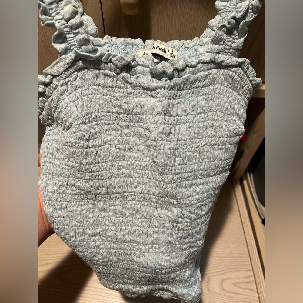 Abercrombie All-Over Smocked Cami - Picture 2 of 6